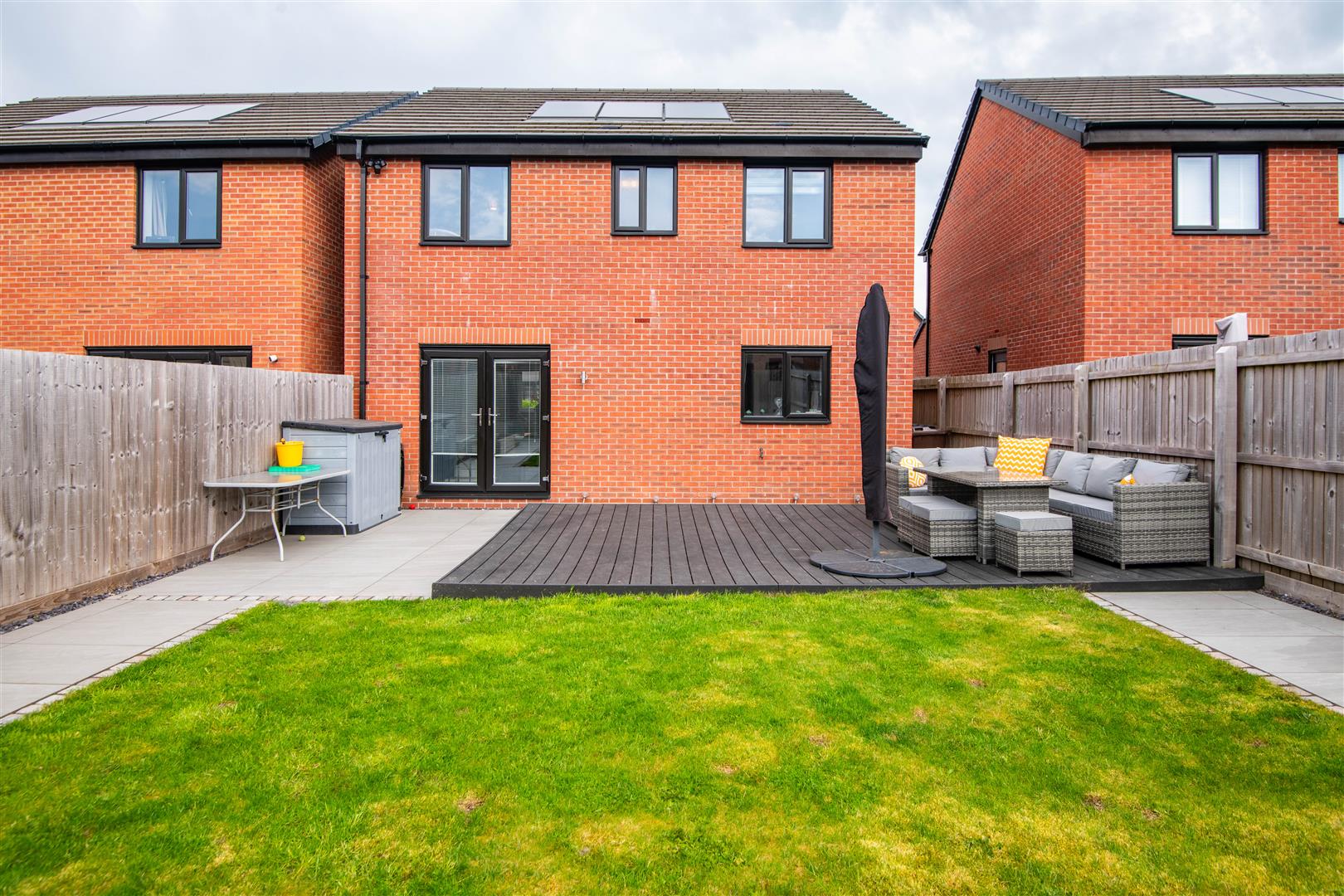 Grey Gables Avenue, Preston
